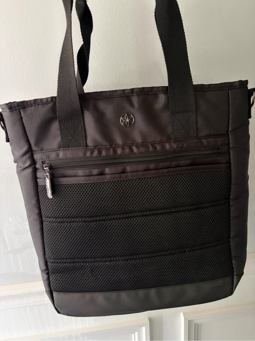 GAIAM Black Travel Tote Bag with Mesh Front Pocket